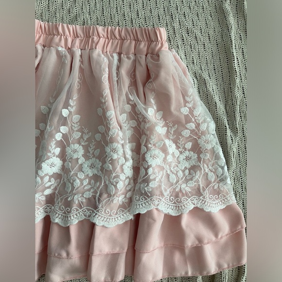 Coquette/Cottage Core Skirt- Romwe- Adult Size 2 - Picture 5 of 10